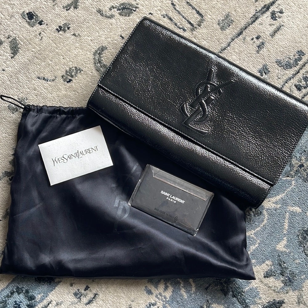 YSL Yves Saint Laurent Textured Patent Calfskin Large Belle De Jour Clutch Black
